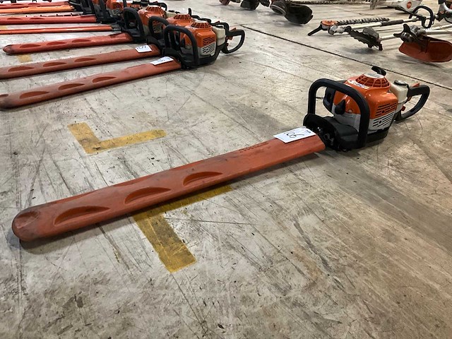 Stihl hs82r heggenschaar - afbeelding 1 van  4
