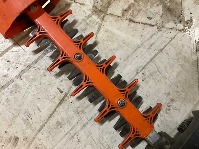 Stihl hs82r heggenschaar - afbeelding 5 van  5