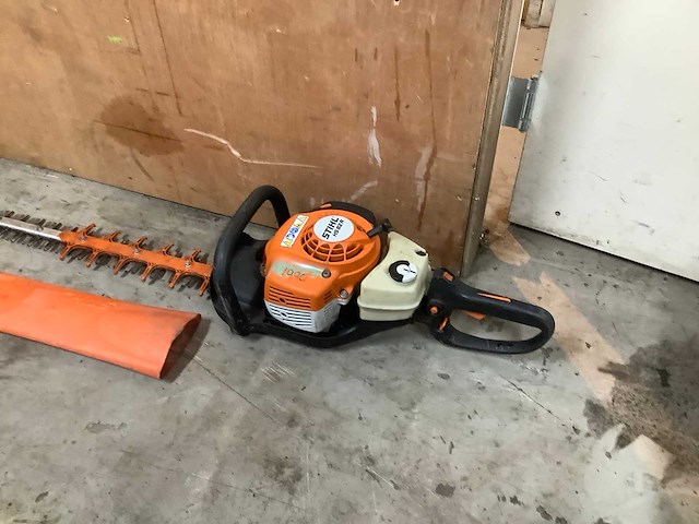 Stihl hs82r heggenschaar - afbeelding 2 van  3