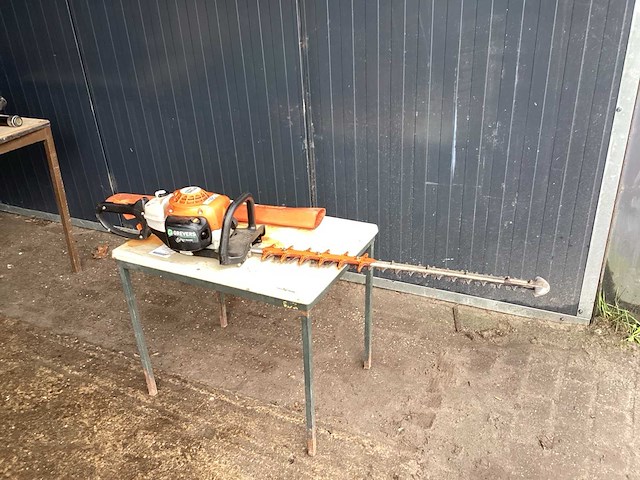 Stihl hs82t heggenschaar - afbeelding 3 van  6