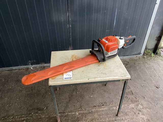 Stihl hs82t heggenschaar - afbeelding 4 van  6