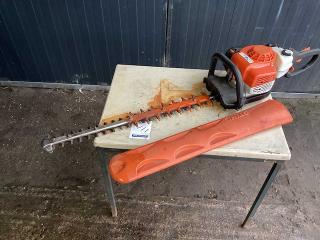 Stihl hs82t heggenschaar - afbeelding 6 van  6