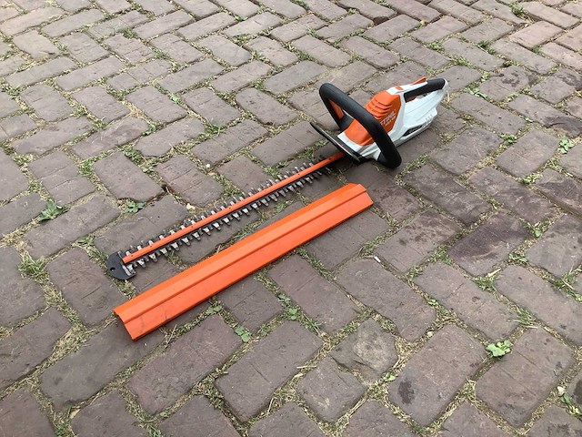 Stihl hsa 45 heggenschaar - afbeelding 2 van  3