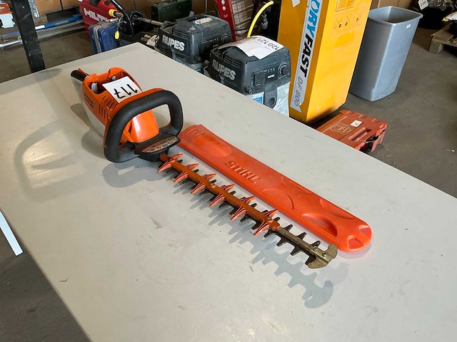 Stihl hsa86 heggenschaar - afbeelding 2 van  4