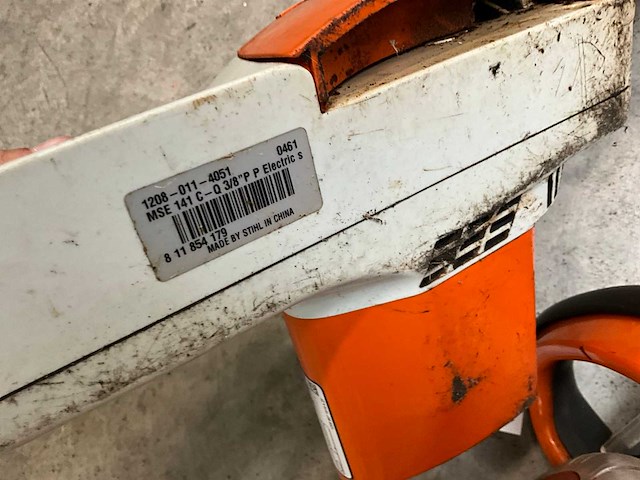 Stihl hse 71 en mse 141 heggenschaar en kettingzaag (2x) - afbeelding 9 van  9