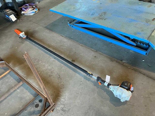 Stihl ht101 hoogsnoeier / stokzaag - afbeelding 1 van  5