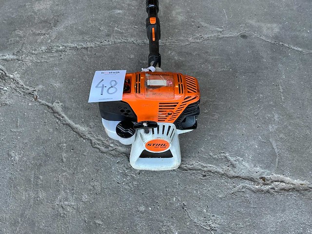 Stihl ht103 hoogsnoeier / stokzaag - afbeelding 3 van  7