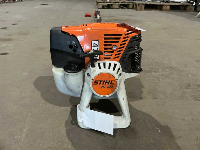 Stihl ht103 hoogsnoeier / stokzaag - afbeelding 7 van  8