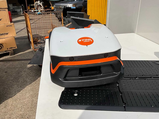 Stihl imow 3 robotmaaier - afbeelding 4 van  7