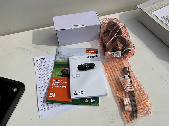 Stihl imow 4 evo robotmaaier - afbeelding 3 van  11