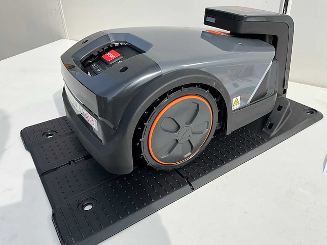 Stihl imow 4 evo robotmaaier - afbeelding 4 van  11