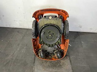 Stihl imow® rmi 422.2 p robotmaaier - afbeelding 4 van  4