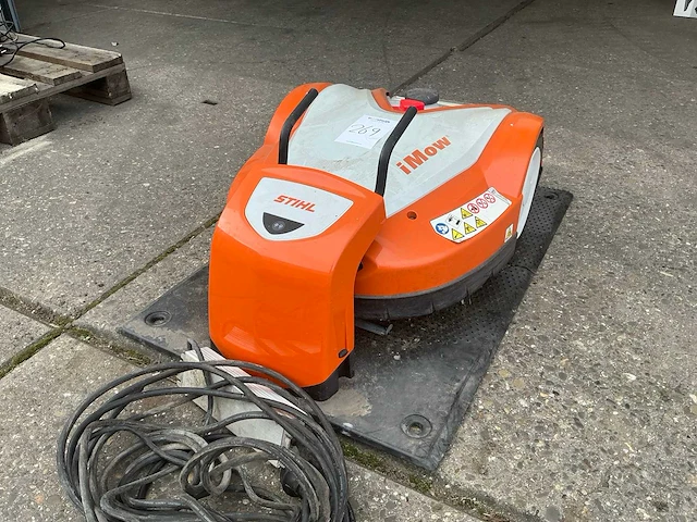 Stihl imow rmi 632 pc robotmaaier - afbeelding 1 van  8
