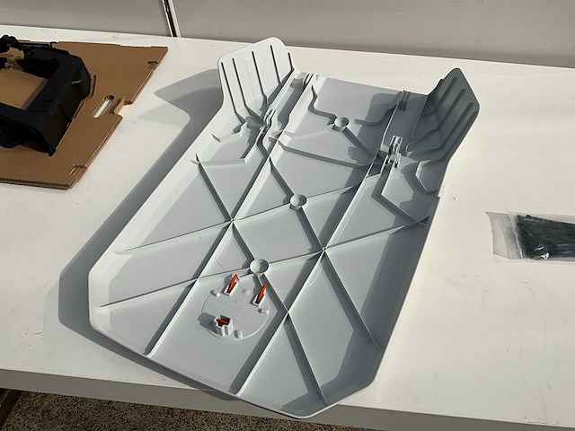Stihl imow robotmaaier zonnebak - afbeelding 3 van  4