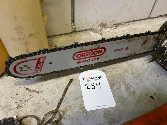 Stihl kettingzaag - afbeelding 3 van  5