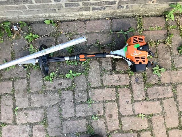 Stihl km 94 rc combimachine borstelaanbouwdeel - afbeelding 5 van  5