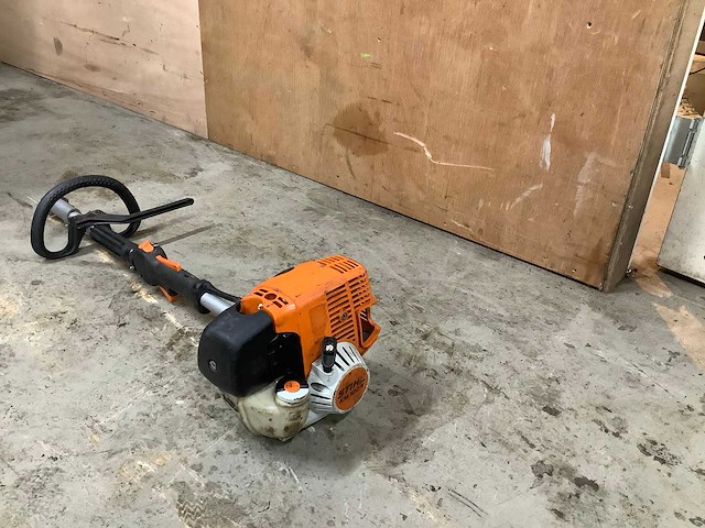 Stihl km100r combi machine - afbeelding 1 van  3
