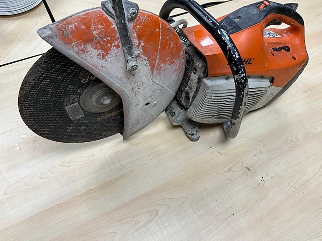 Stihl motorslijper - afbeelding 2 van  4