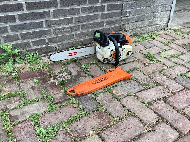 Stihl ms 201tc tophendel kettingzaag - afbeelding 3 van  5