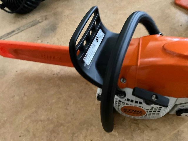 Stihl ms 252 kettingzaag - afbeelding 6 van  8