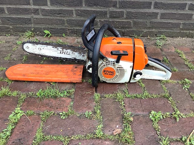 Stihl ms 260 kettingzaag - afbeelding 2 van  4