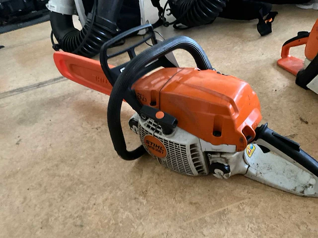 Stihl ms 261 c met handgreepverwarming kettingzaag - afbeelding 3 van  6