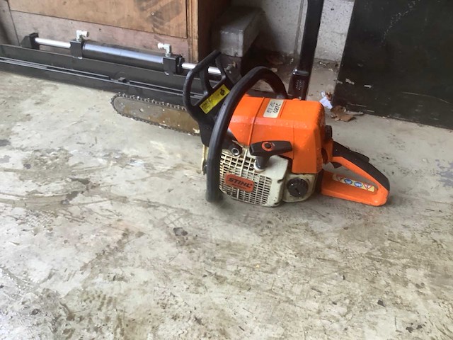 Stihl ms021 kettingzaag - afbeelding 1 van  3