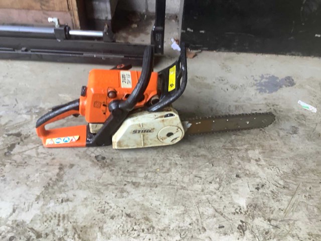 Stihl ms021 kettingzaag - afbeelding 3 van  3