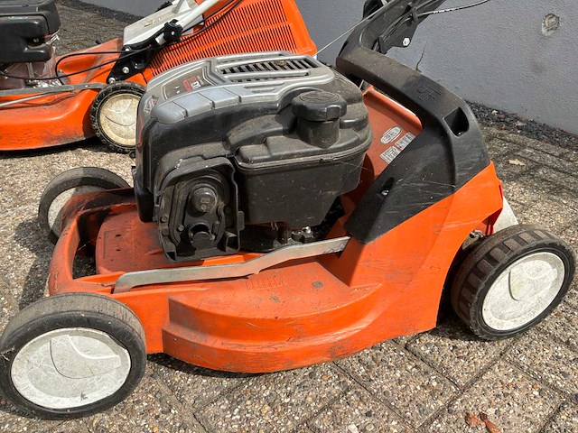 Stihl rm 253t/ rm448 vc grasmaaier (2x) - afbeelding 10 van  12