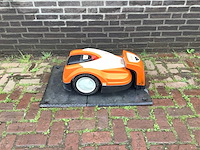 Stihl rmi 422 robotmaaier - afbeelding 2 van  4