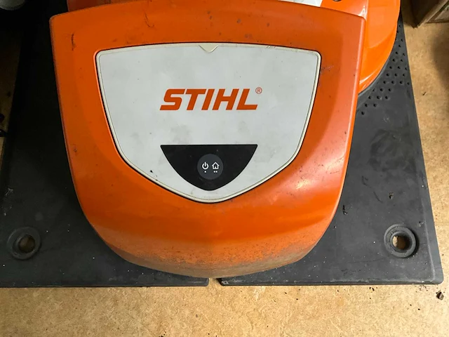 Stihl rmi 422 robotmaaier - afbeelding 3 van  5