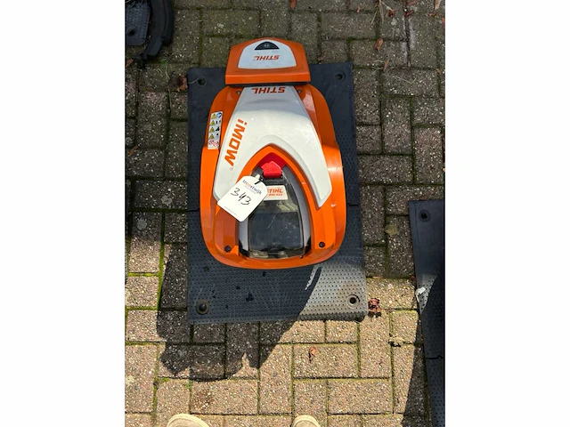 Stihl rmi 422 robotmaaier - afbeelding 5 van  5