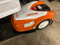 Stihl rmi 422.2 robotmaaier - afbeelding 1 van  7