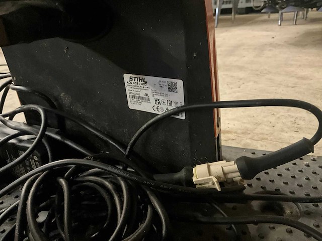 Stihl rmi 422.2 robotmaaier - afbeelding 7 van  7