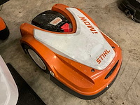 Stihl rmi 422.2 robotmaaier - afbeelding 3 van  7