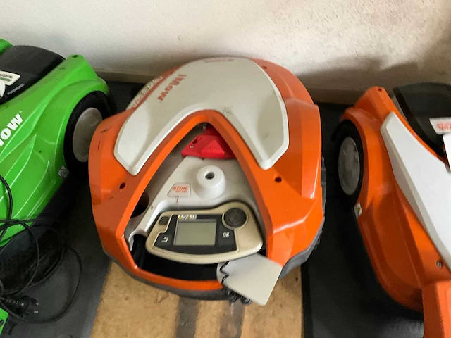 Stihl rmi 632 robotmaaier - afbeelding 2 van  3
