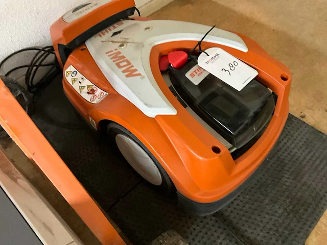 Stihl rmi422 robotmaaier - afbeelding 5 van  5