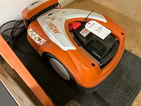 Stihl rmi422 robotmaaier - afbeelding 5 van  5