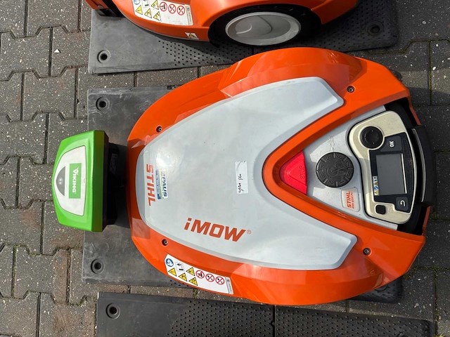 Stihl robotmaaier (7x) - afbeelding 5 van  8
