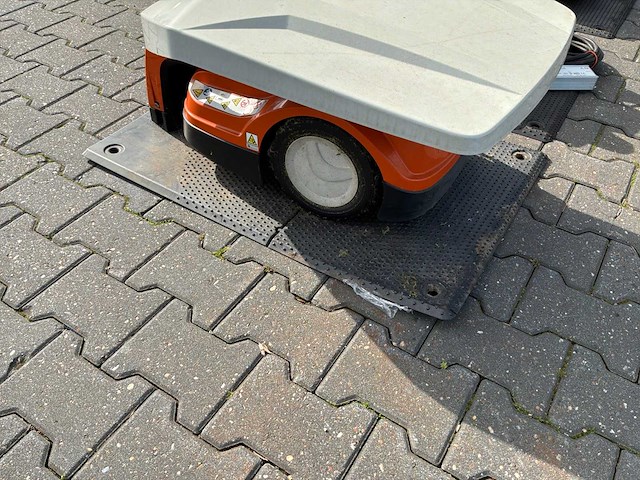 Stihl robotmaaier (7x) - afbeelding 8 van  8