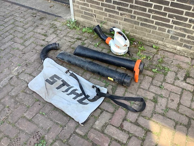 Stihl she 81 bladblaaszuiger - afbeelding 1 van  3