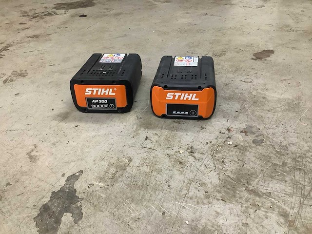 Stihl tuin machine accu (2x) - afbeelding 2 van  3