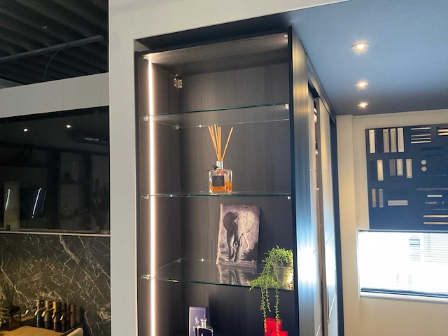 Stijl - kledingkast 250 x 250 cm - afbeelding 2 van  8