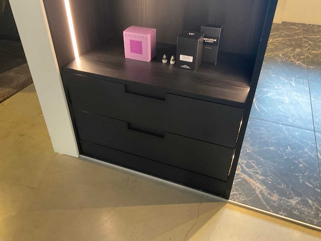 Stijl - kledingkast 250 x250 cm - afbeelding 4 van  8