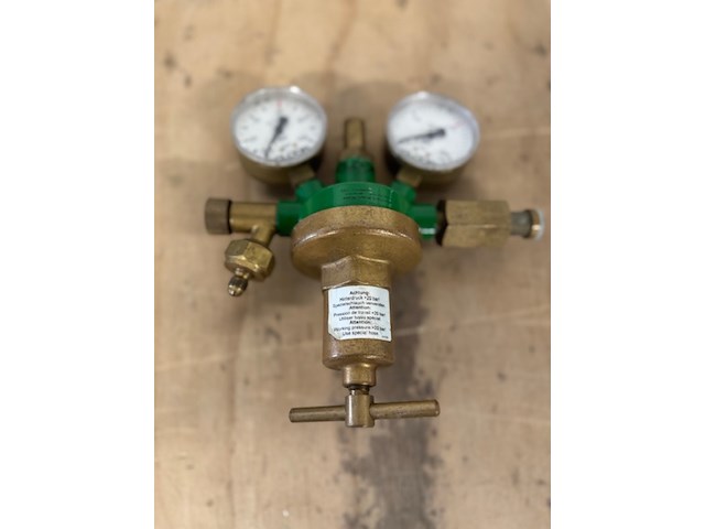 Stikstof reduceerventiel en drukregelaar, gloor, in koffer - afbeelding 2 van  3