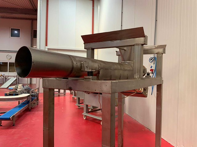 Stiletto triltechniek rvs transportgoot machine - afbeelding 5 van  12