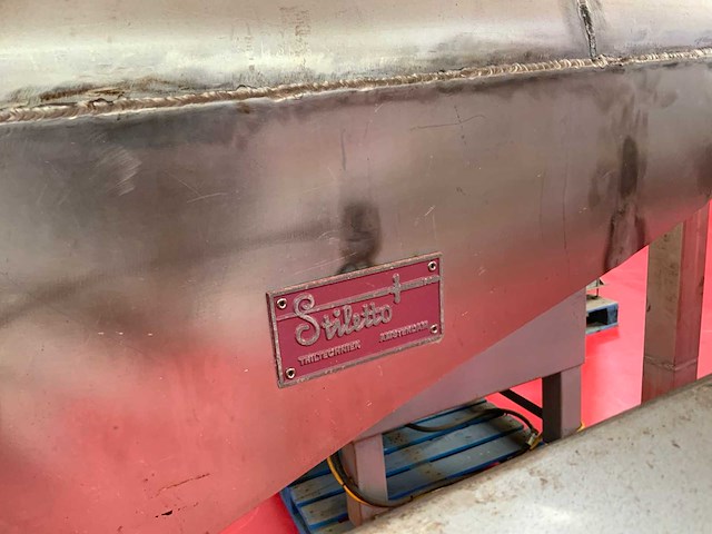 Stiletto triltechniek rvs transportgoot machine - afbeelding 12 van  12