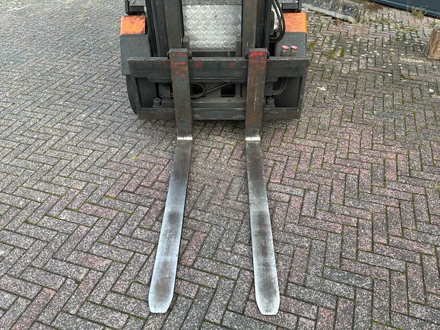 Still - 2002 - r70-25 i - vorkheftruck - afbeelding 3 van  6