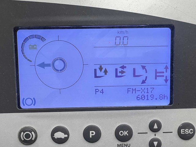 Still - 2010 - fm-x17 - reach truck - afbeelding 10 van  13