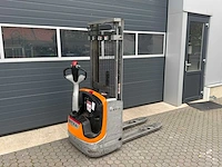 Still - 2012 - exv 10 - stapelaar - afbeelding 3 van  9